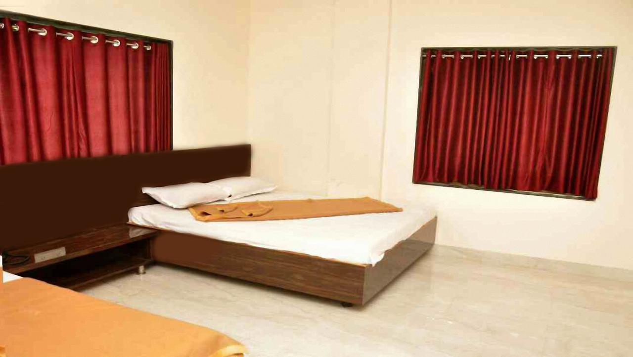 Sai Rajaram Palace Shirdi Dış mekan fotoğraf