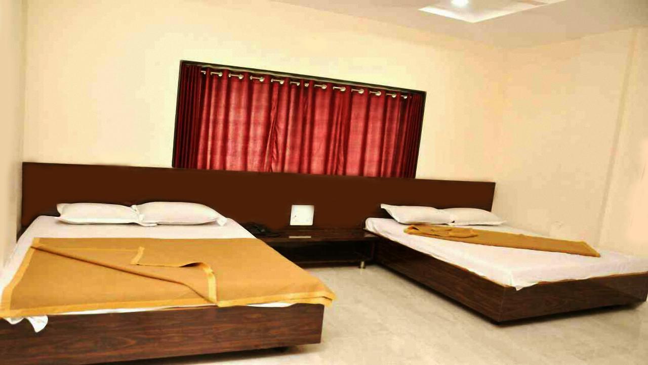 Sai Rajaram Palace Shirdi Dış mekan fotoğraf