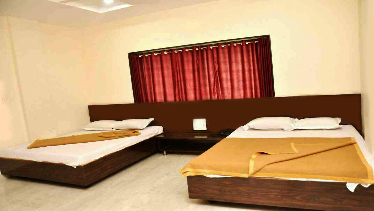 Sai Rajaram Palace Shirdi Dış mekan fotoğraf